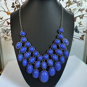 Elegant Blue Statement Necklace